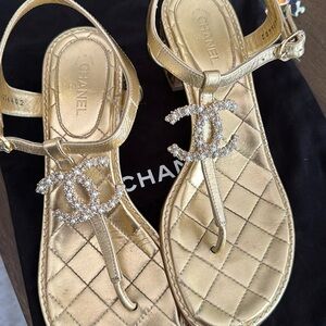 Chanel Gold 1.5 inch Heel Sandal Gold with Pearl Accent Sz 38